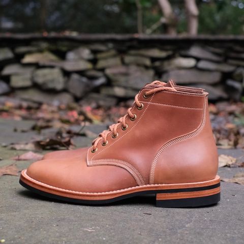 View photo of Onderhoud SVC01 Boondocker in Horween Unglazed Natural Shell Cordovan