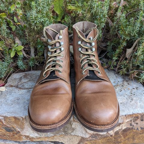 Oak Street Bootmakers Field Boot in Horween Natural Chromexcel