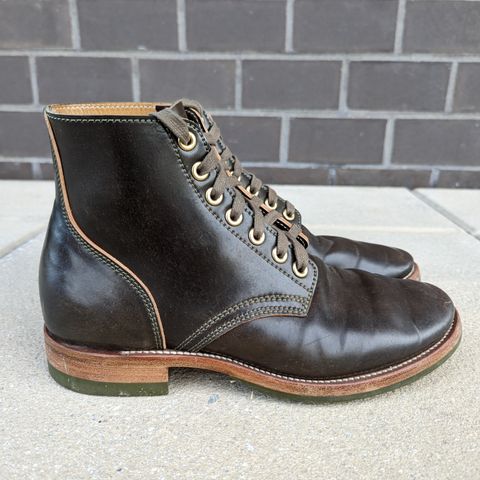 View photo of Quan Shoemaker Unknown Model in Horween Dark Cognac Shell Cordovan