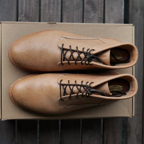 Butts and Shoulders The Classic Boots in Natural Leather