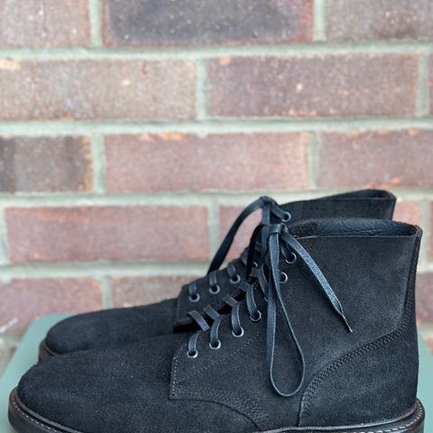 Oak Street Bootmakers Field Boot in Seidel Black Oiled Congo Shrunken Bison Roughout