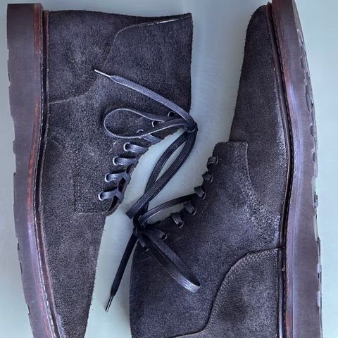 Oak Street Bootmakers Field Boot in Seidel Black Oiled Congo Shrunken Bison Roughout