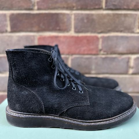 Oak Street Bootmakers Field Boot in Seidel Black Oiled Congo Shrunken Bison Roughout