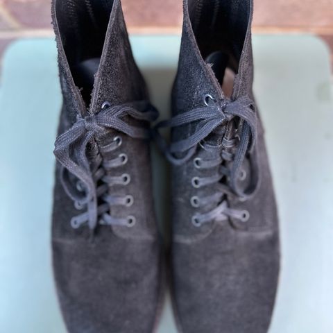 Oak Street Bootmakers Field Boot in Seidel Black Oiled Congo Shrunken Bison Roughout