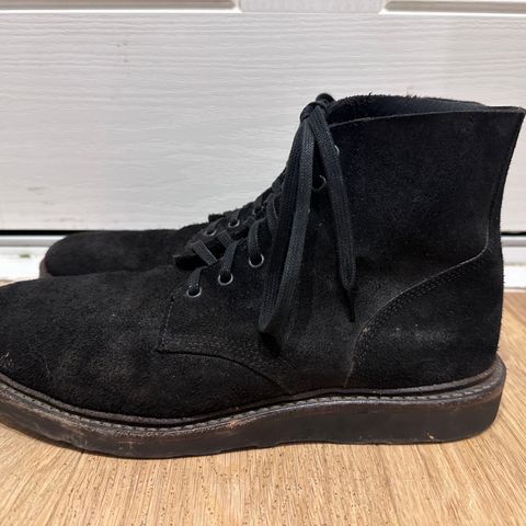 View photo of Oak Street Bootmakers Field Boot in Seidel Black Oiled Congo Shrunken Bison Roughout