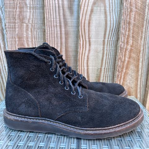 View photo of Oak Street Bootmakers Field Boot in Seidel Black Oiled Congo Shrunken Bison Roughout