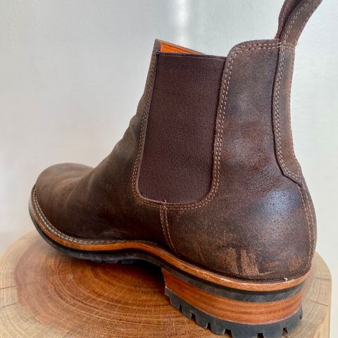 Bordon Isidro in Waxy medium Brown