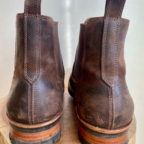 Bordon Isidro in Waxy medium Brown