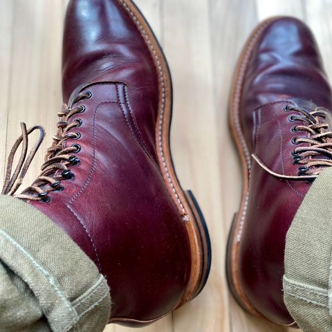White's Main Street in Horween Color 8 Chromexcel