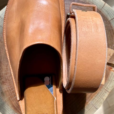 Viberg Slide in Horween Natural Dublin