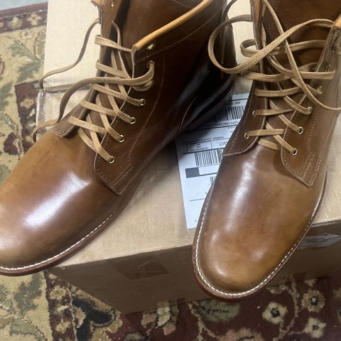 Brandle 1925 in Horween Amaretto Shell Cordovan