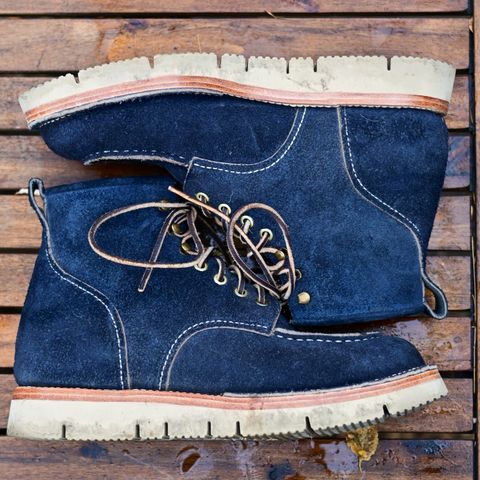 Jakkrabbits Moc Toe Boot in Horween Navy Chamois Roughout