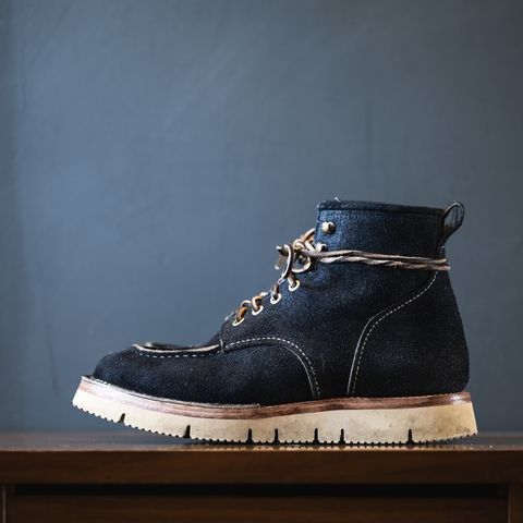 Jakkrabbits Moc Toe Boot in Horween Navy Chamois Roughout
