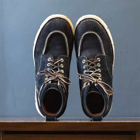 Jakkrabbits Moc Toe Boot in Horween Navy Chamois Roughout
