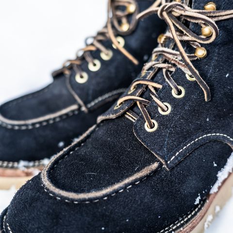 View photo of Jakkrabbits Moc Toe Boot in Horween Navy Chamois Roughout