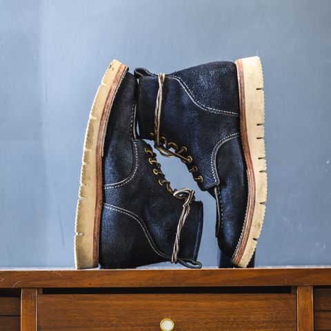 View photo of Jakkrabbits Moc Toe Boot in Horween Navy Chamois Roughout