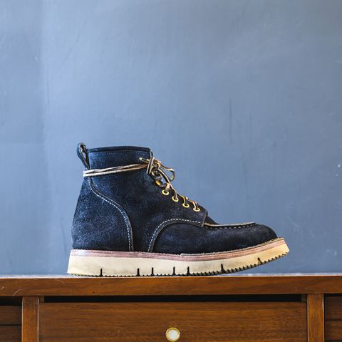 View photo of Jakkrabbits Moc Toe Boot in Horween Navy Chamois Roughout