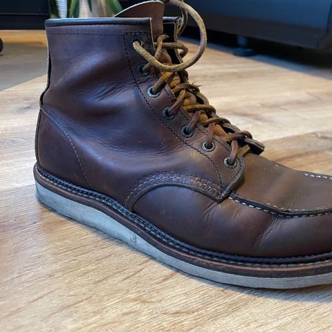 Red Wing 6-Inch Classic Moc in S.B. Foot Copper Rough and Tough