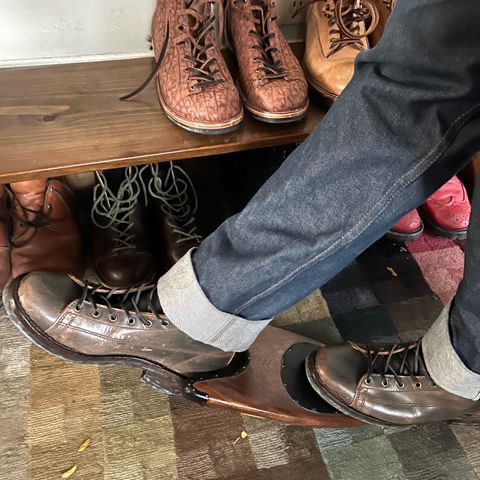 Willie's Handmade Boots Monkey Boot in Conceria Walpier Black Burro Whiskey