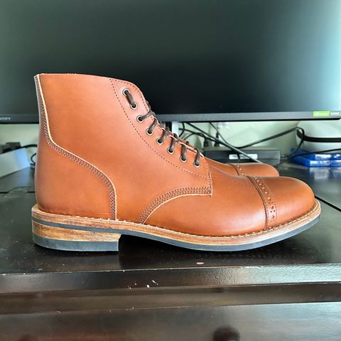 Oak Street Bootmakers Field Boot in Tempesti Brown Elbamatt Liscio