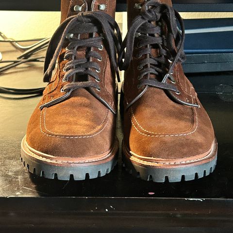 Allen Edmonds Freeport in Snuff Brown Weatherproof Suede