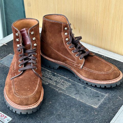 Allen Edmonds Freeport in Snuff Brown Weatherproof Suede
