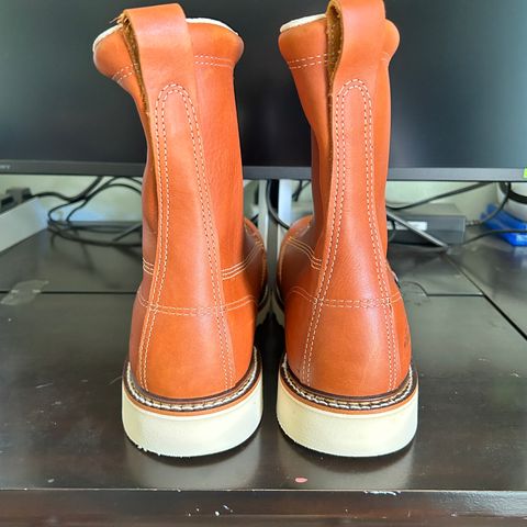 Thorogood 8" Plain Toe in Tobacco Gladiator Oil-Tanned