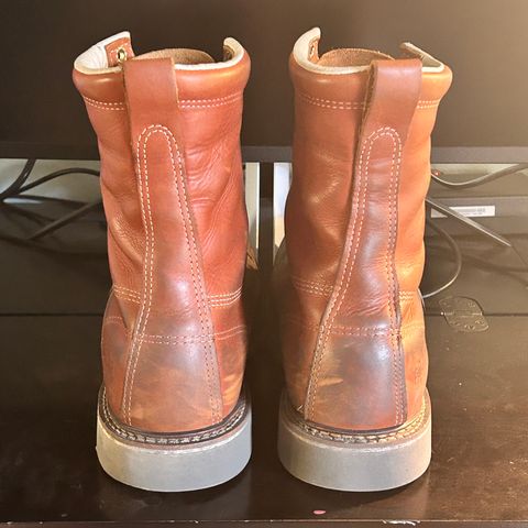 Thorogood 8" Plain Toe in Tobacco Gladiator Oil-Tanned