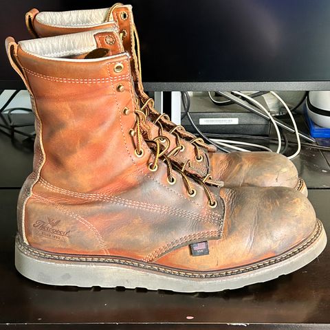 Thorogood 8" Plain Toe in Tobacco Gladiator Oil-Tanned