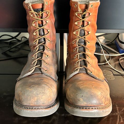 Thorogood 8" Plain Toe in Tobacco Gladiator Oil-Tanned