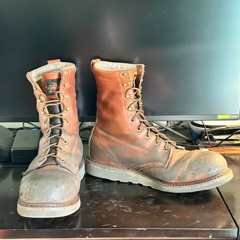 Thorogood 8" Plain Toe in Tobacco Gladiator Oil-Tanned