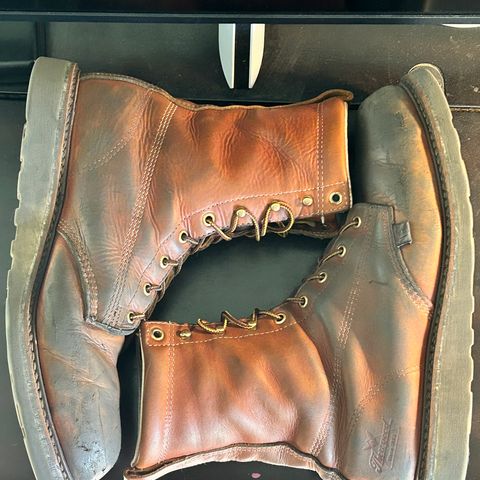 Thorogood 8" Plain Toe in Tobacco Gladiator Oil-Tanned