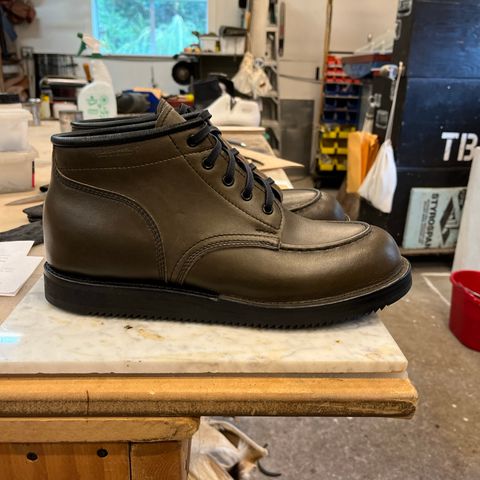 Ken Diamond OMB Moc Toe in SB Foot Kangatan