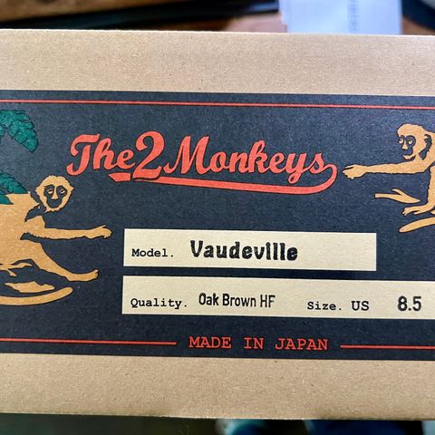 Search result thumbnail of The 2 Monkeys Vaudeville in Brown Horsefront