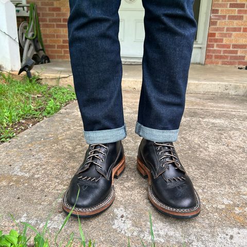 White's 375 in Horween Black Waxed Flesh