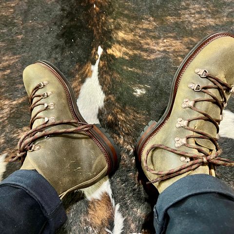 View photo of Viberg Hiker in C.F. Stead Mojave Waxy Commander