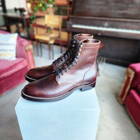 Kiri Skuce Custom Model in Badalassi Carlo Walnut Nemesis