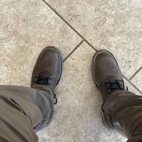 Nicks MTO in Horween Charcoal Cypress