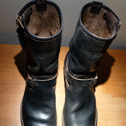 Wesco Mister Lou in Horween Black Chromexcel Horsehide