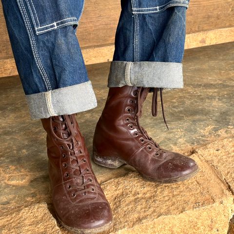 Unknown Maker Unknown Model in Brown Leather