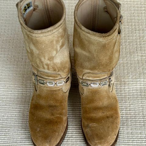 Chippewa 11" Engineer Boot in Laramie Retan
