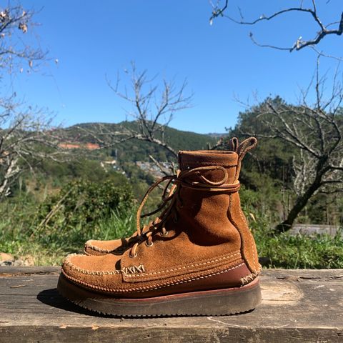 Yuketen Maine Guide DB Boots in Horween Full Grain Flesh-Out