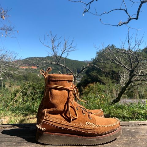Yuketen Maine Guide DB Boots in Horween Full Grain Flesh-Out