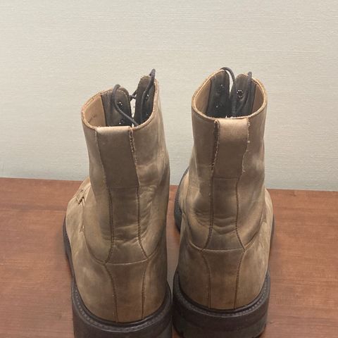 Crockett & Jones Grizedale in Horween Bronze Oiled Sides