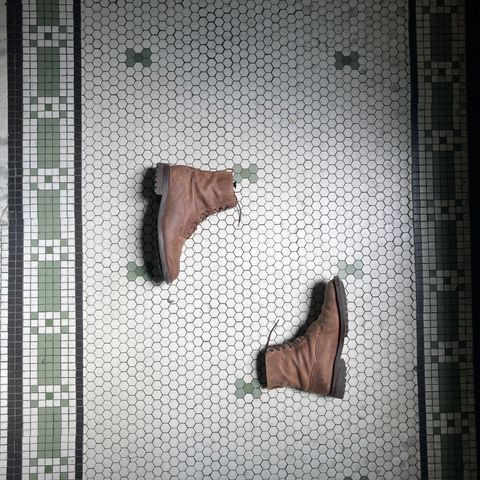 View photo of Crockett & Jones Grizedale in Horween Bronze Oiled Sides