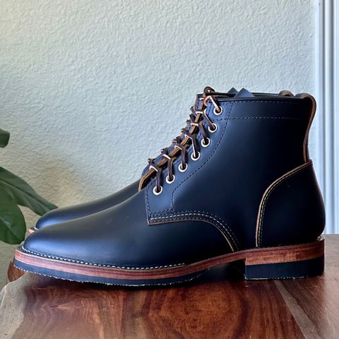 Santalum x PTC The Klondike Service Boot in S.B. Foot Black Klondike