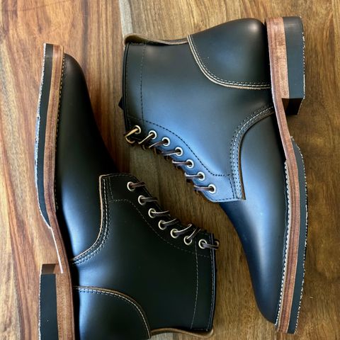 Santalum x PTC The Klondike Service Boot in S.B. Foot Black Klondike