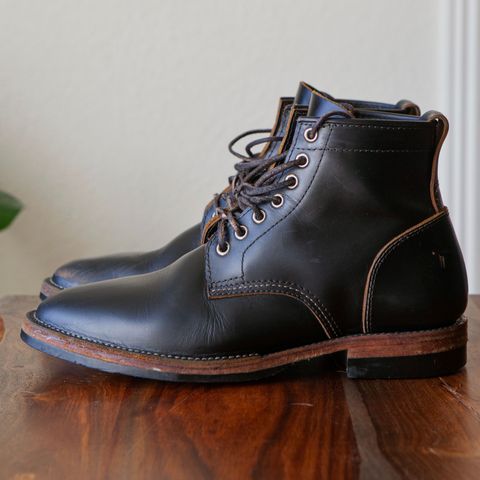 Santalum x PTC The Klondike Service Boot in S.B. Foot Black Klondike