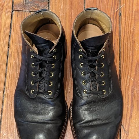 Unsung Prototype in Horween Black Wrangler Double Horsefront