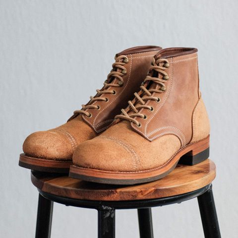 Akito Heritage Boots in Unknown Leather